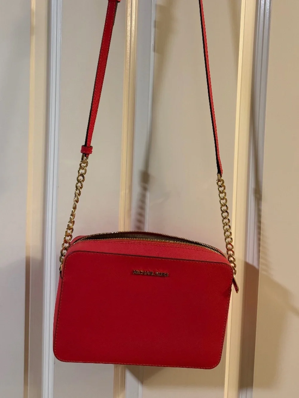 Michael Kors Jet Set crossbody